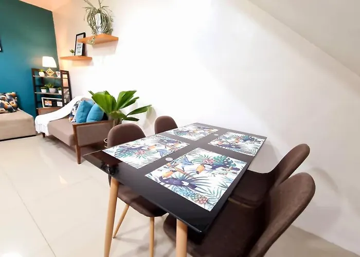Cozy Space Near Sm With Netflix And Fiber Wifi