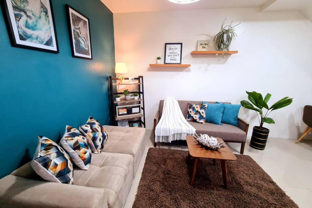 Apartment Cozy Space Near Sm With Netflix And Fiber Wifi *